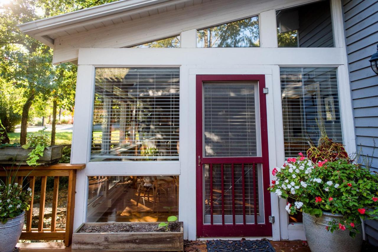 Dickson Street Bed & Breakfast Fayetteville Exterior foto